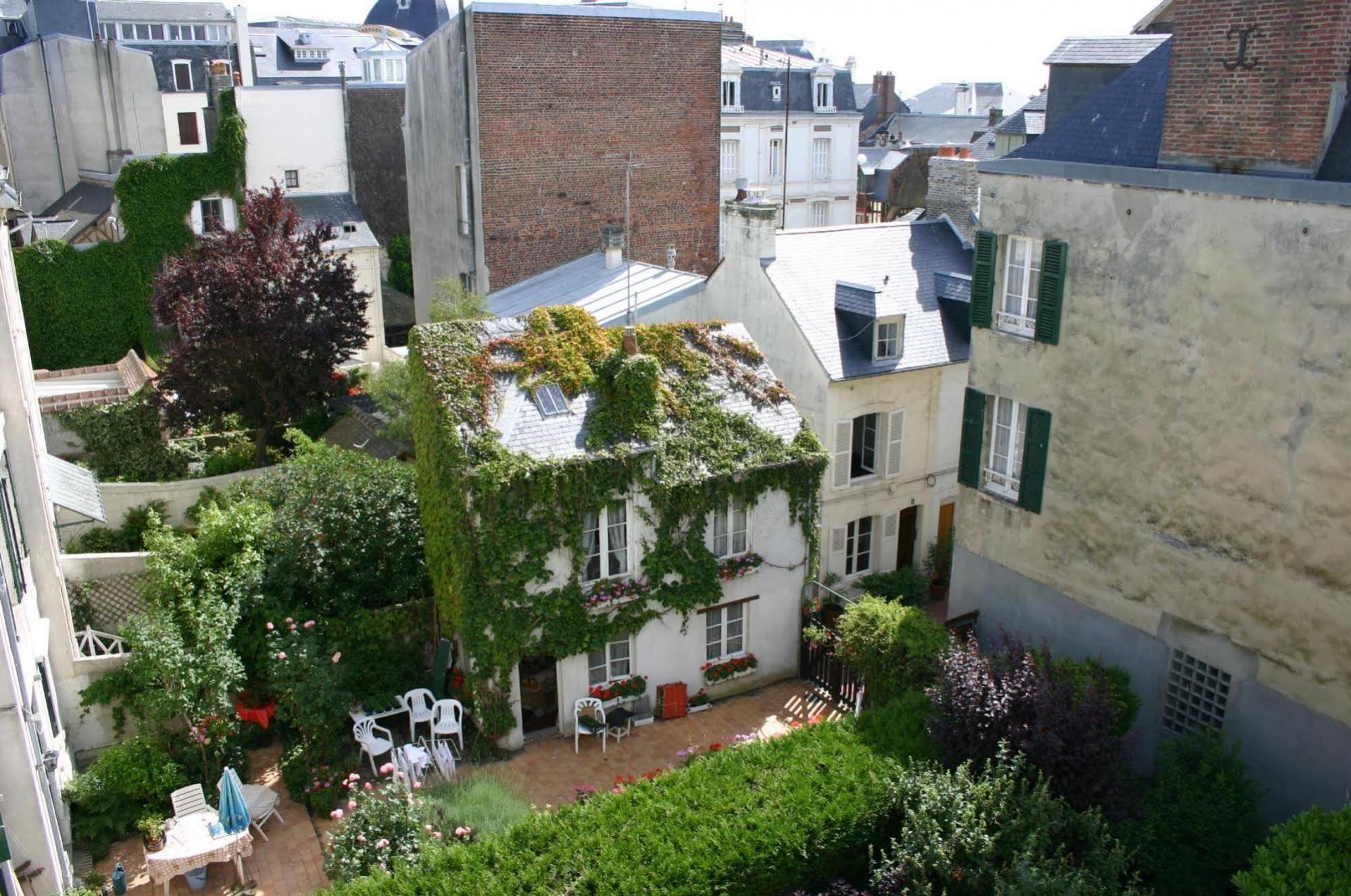 Hotel Le Reynita Trouville-sur-Mer Esterno foto